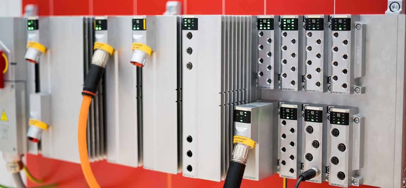 Progressing to decentralised control and cabinet-free automation