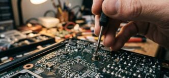 A body representing electro-mechanical technicians is calling on the government to extend right-to-repair legislation to industrial equipment.