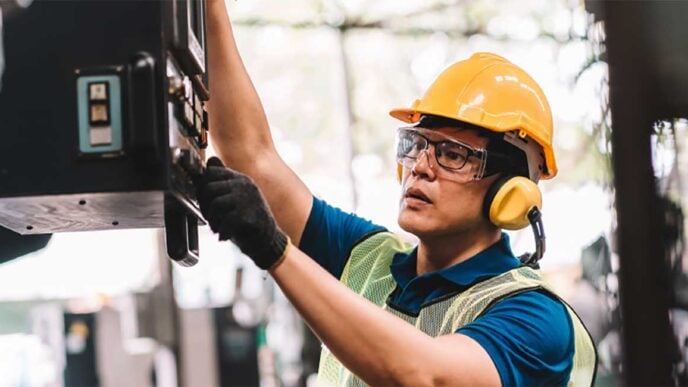 A new ABB whitepaper predicts industrial power systems will generate, store and optimise energy in response to grid conditions.
