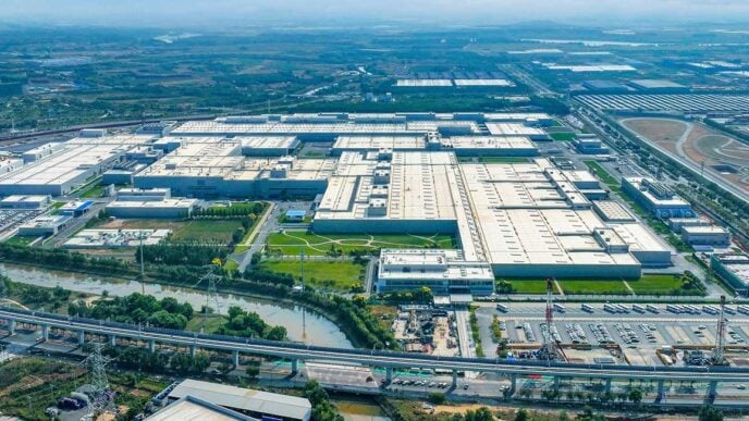 BMW has begun series production of its sixth-gen high-voltage batteries in Shenyang, China, as the carmaker expands manufacturing capacity.